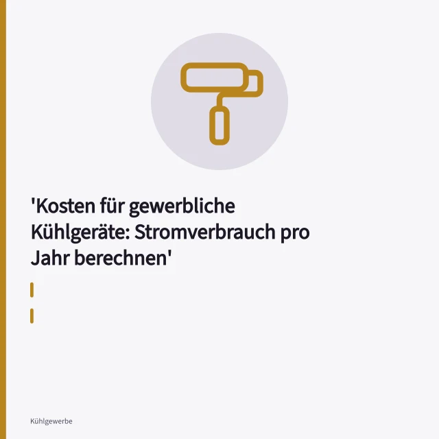 Gewerblicher Glastür-Kühlschrank und Tiefkühltruhe in Gastronomieküche. Kosten für gewerbliche Kühlgeräte: Stromverbrauch pro Jahr berechnen